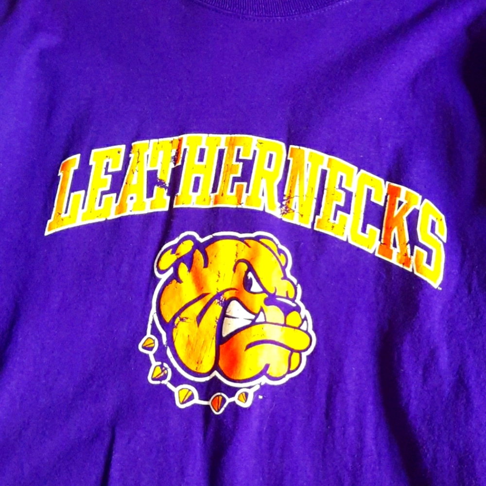 Vintage size M mens NCAA top